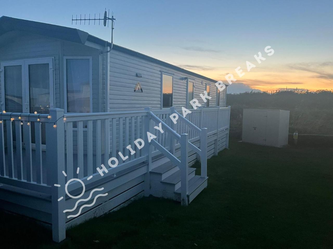Sunset - A Relaxing Gold 3 Bed Holiday Home At Seal Bay Resort 치체스터 외부 사진