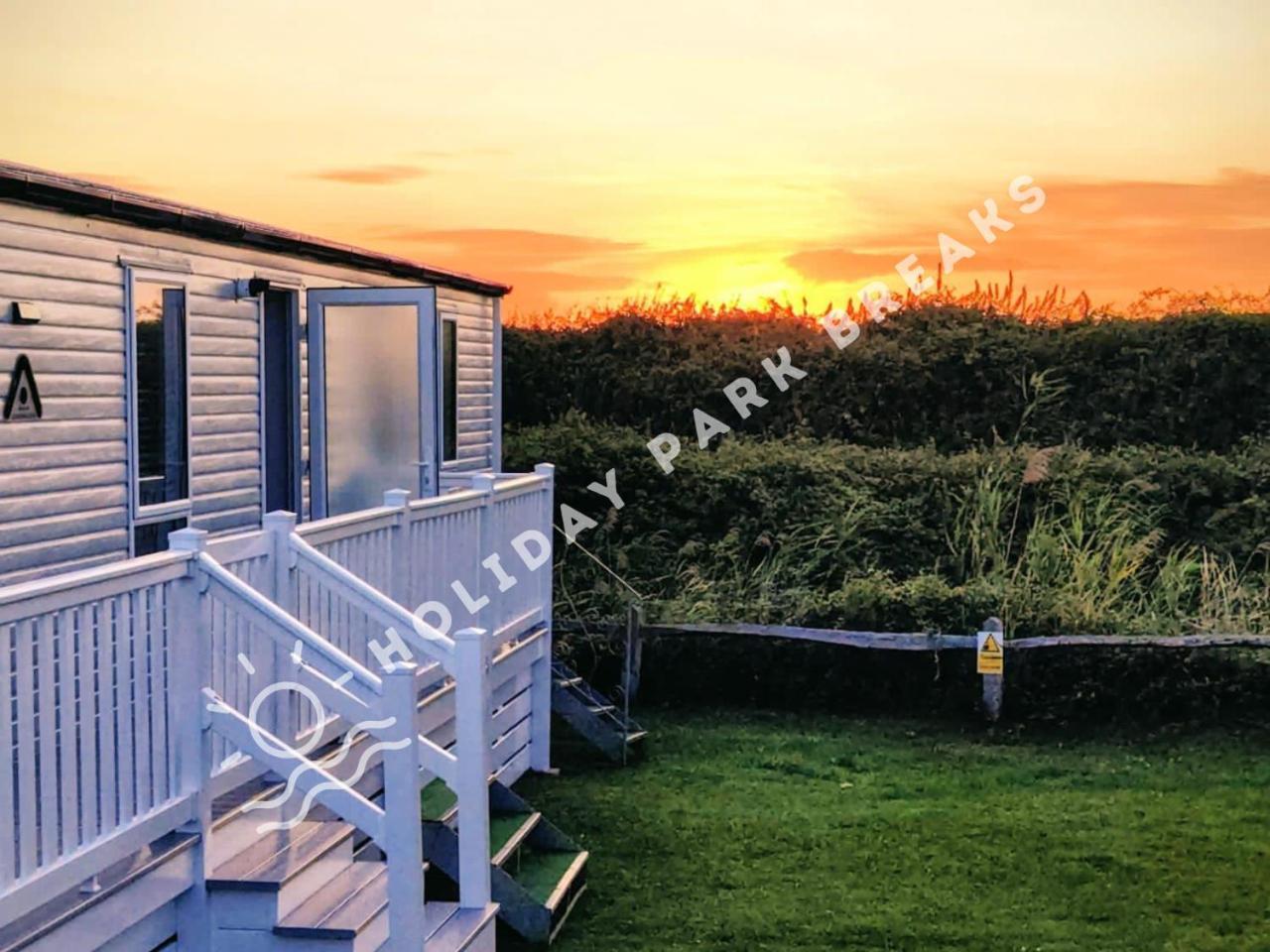 Sunset - A Relaxing Gold 3 Bed Holiday Home At Seal Bay Resort 치체스터 외부 사진